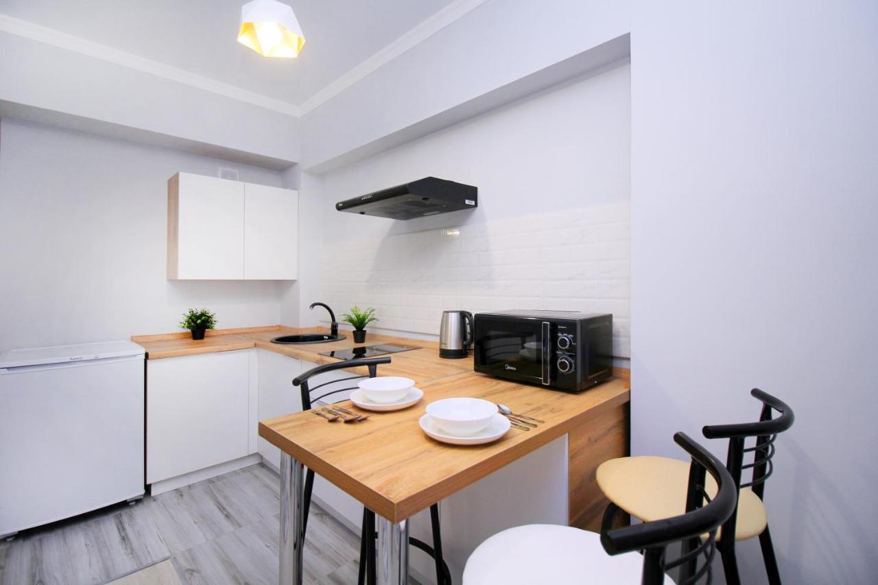 Cozy Studio In The Best Area! 4 Almaty Exterior photo
